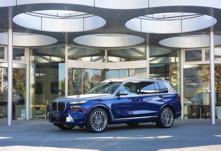BMW X7 Nishiki Lounge