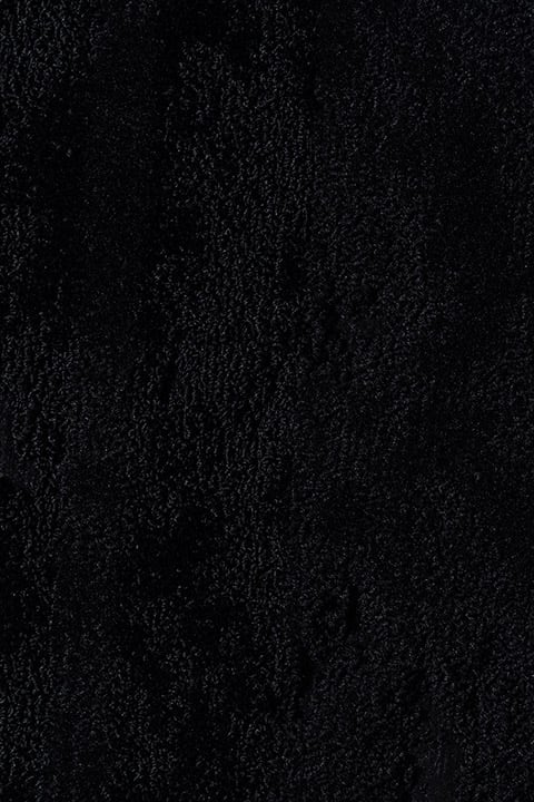 百の黒 － A Hundred Black