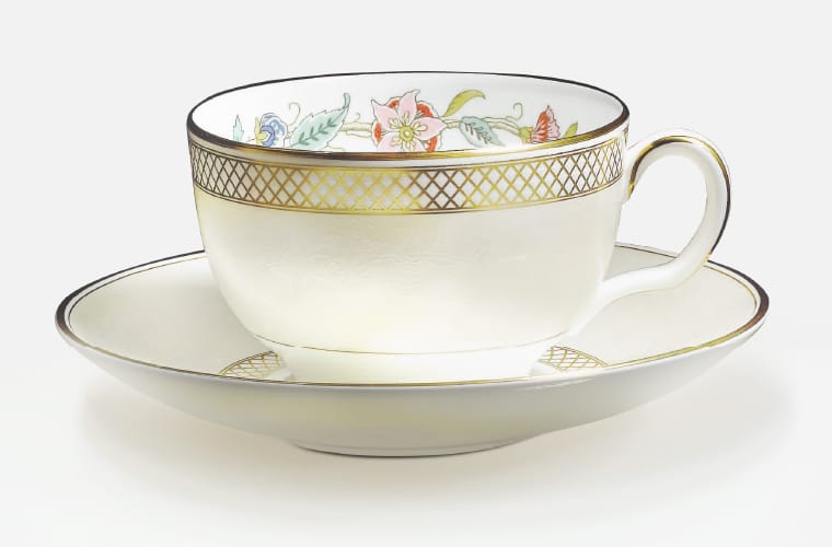 Diamond Haddon Hall teacup
