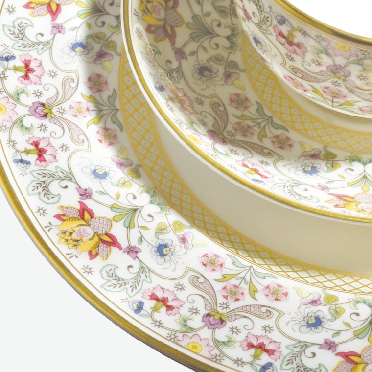 Majestic Haddon Hall teacup closeup