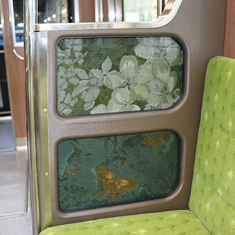 Eizan Train（700 Series Renewal Vehicle No.712）seat partition：SH2875 Ericacea（I） SH2834 Consolare（BG）