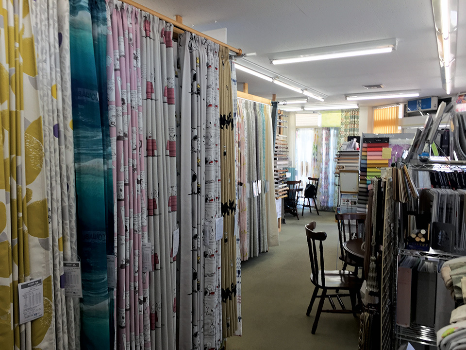 カーテン工房 マルナ 刈谷店